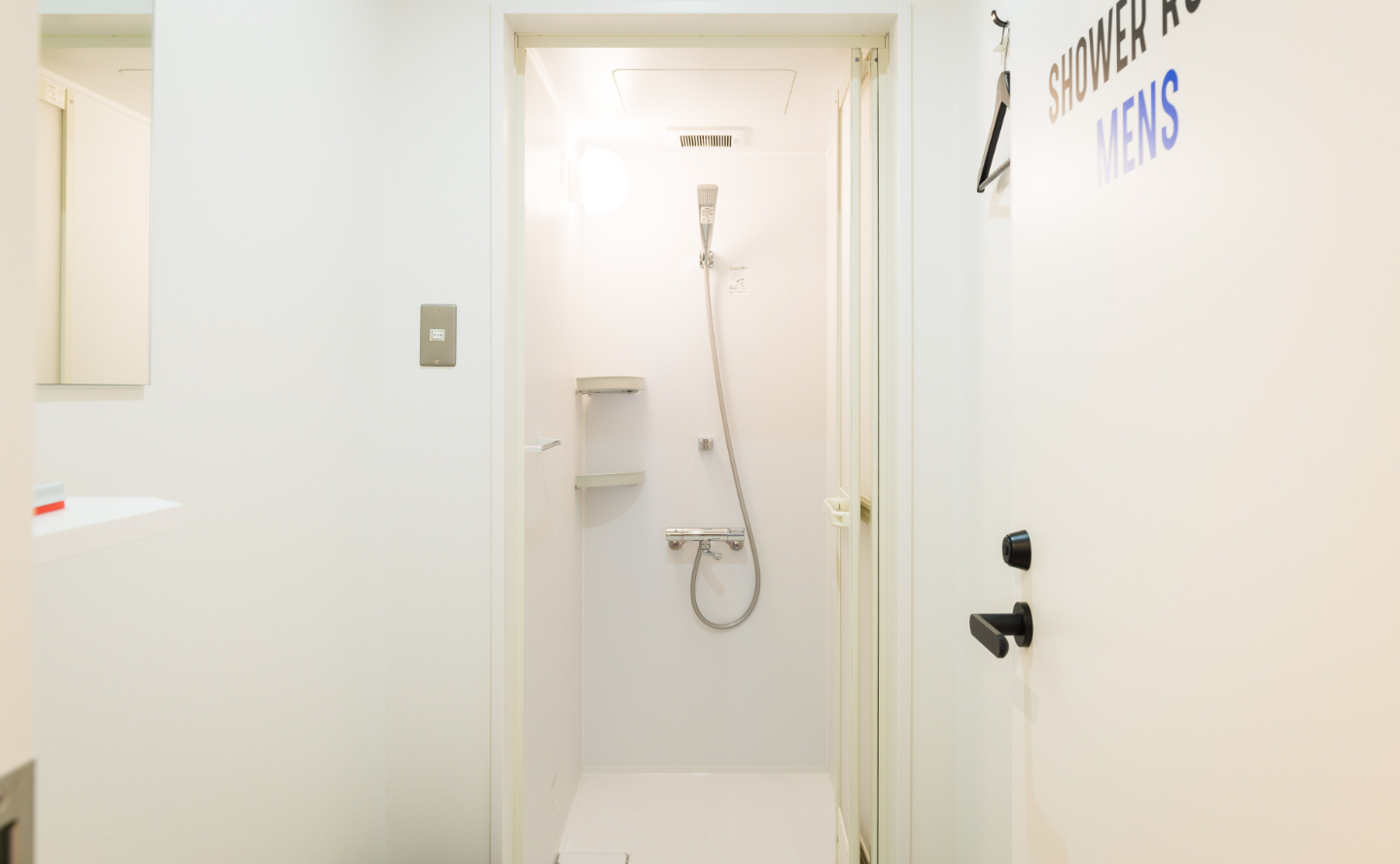 シャワールーム